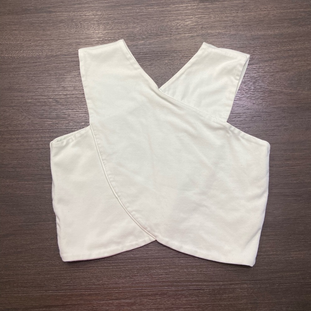Ema & Sam crop top